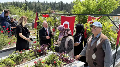 Osmaniye bayram öncesi şehitlik ziyaretiyle hüzne büründü