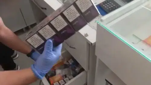 Bursa polisinde kaçak tütün mesaisi