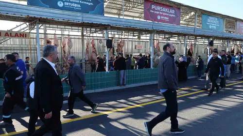 Pursaklar Belediyesi kurban kesim alanındaki düzeniyle tam not aldı