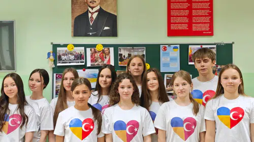 Kievli öğrenciler Türkçeyi Nasrettin Hoca ile öğreniyor