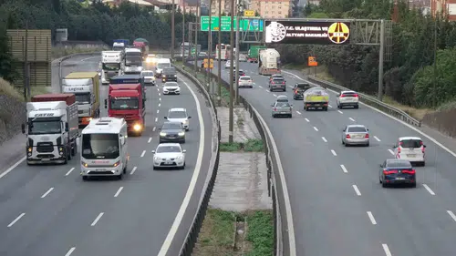 Kocaeli yollarında bayram öncesi ağır vasıta trafiğine sınırlama geldi