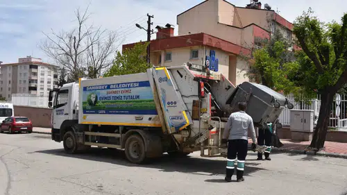 Şahinbey’de bayram temizliği mesaisi