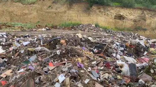Tekirdağ Karacakılavuz sakinleri çöplük haline gelen tarım arazileri için isyanda
