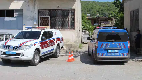 Mersin'deki saldırı sonrası bölgede giriş çıkışlar yasaklandı