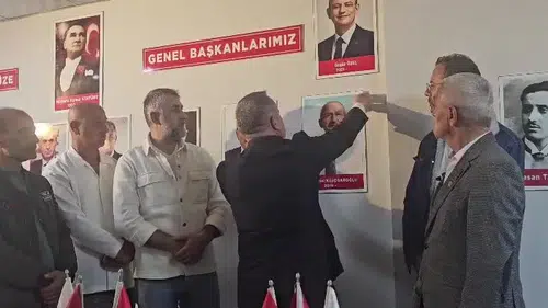 CHP Akçakoca ilçe binasında Kılıçdaroğlu dönemi resmen bitti
