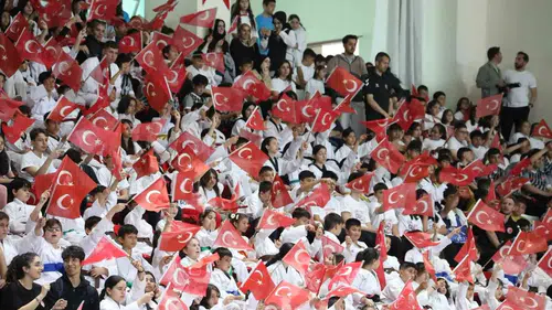 Erzincan gençleri 19 Mayıs kutlamalarında hünerlerini sergiledi