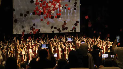 Hacı Bayram Veli Üniversitesinde iletişimciler diplomalarını aldı