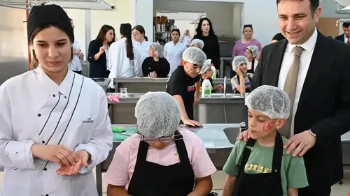 Köşk'te minik öğrenciler meslek lisesi mutfağına girdi