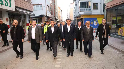 Samsun protokolü Havza’da bayramlaştı ve sel hasarını yerinde inceledi