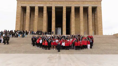 TMOK yönetimi yeni dönem başlangıcını Anıtkabir ziyaretiyle taçlandırdı
