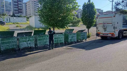 Onikişubat bayram temizliği için dev kadrosunu sahaya sürdü