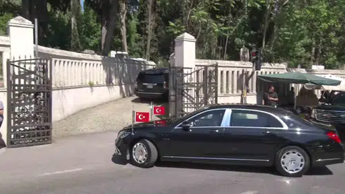 Erdoğan Kurban Bayramı öncesi Karacaahmet Mezarlığı'nda dua etti