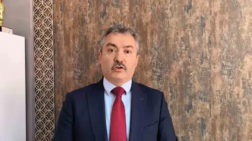 Öğrenciler Kurban Bayramı öncesi yaşlıların kapısını çaldı