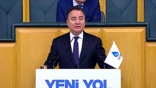 Babacan asgari ücret zammı için hükümeti sert eleştirdi