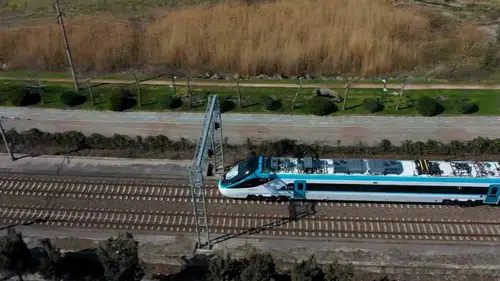 Yerli hızlı tren raylarda hız rekorunu tazeledi