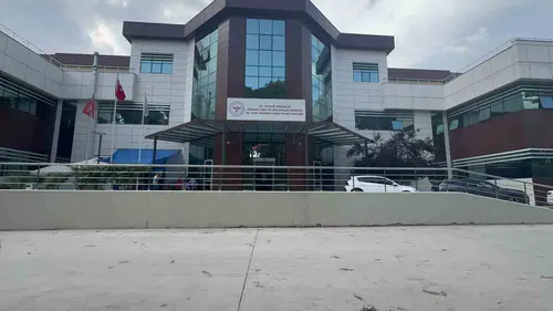 Torbalı'da hastaları dolandıran diş hekimi cezaevine gönderildi