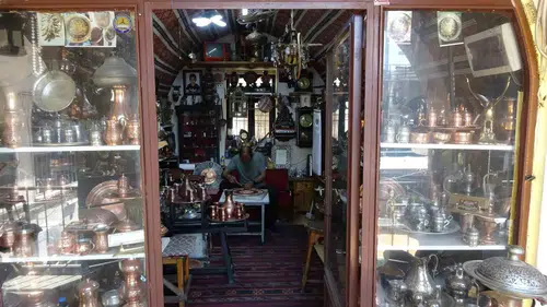 Gaziantep’te bir şu takımı için 350 bin çekiç darbesi