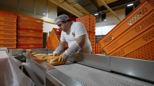 Kayseri'de günlük 100 bin ekmek sofralara ulaşıyor