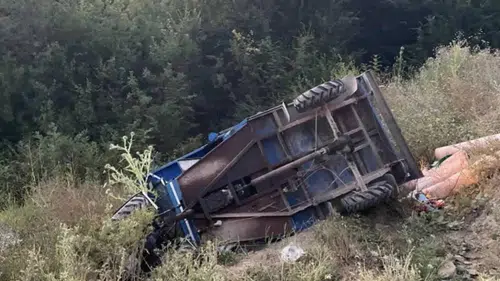 Kastamonu'da tarım aracı kazası 5 kişi yaralandı