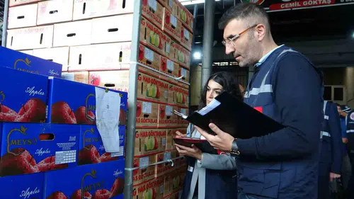 Mersin sebze halinde bayram öncesi fahiş fiyat mesaisi