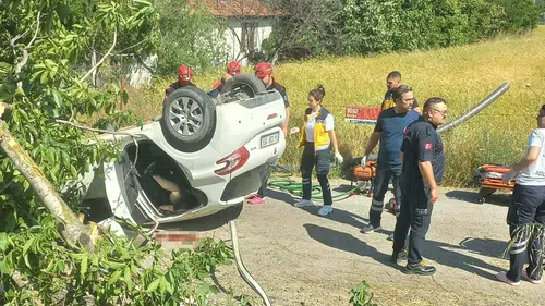 Edremit yolunda feci kaza 1 can kaybı