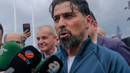 Konyaspor taraftarıyla vedalaştı hedef Antalya’da kupa