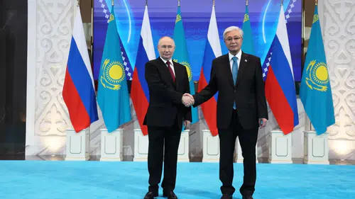 Putin ve Tokayev Astana’da stratejik ortaklıklarını yeniledi