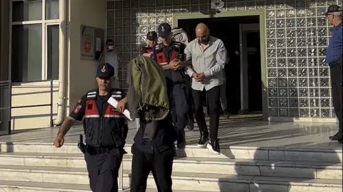 Dört ilde yasa dışı bahis şebekesine darbe