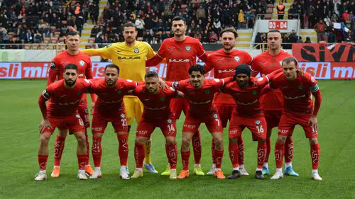 Çorum FK tarihi bir başarıyla Süper Lig biletini kaptı