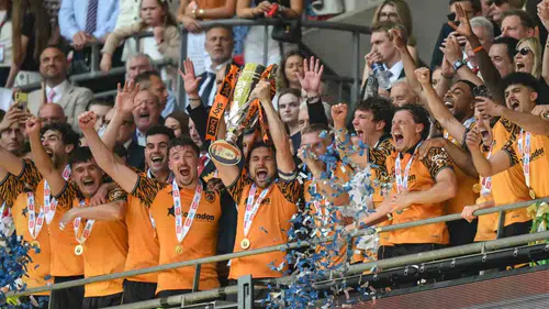 Acun Ilıcalı’nın takımı Hull City İngiltere’nin zirvesine çıktı