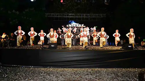 Konyaaltı İlkokulu öğrencilerinden Anadolu rüzgarı