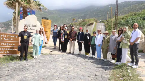 Hataylı öğretmenler şehri karış karış gezdi