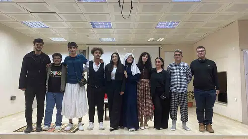 Bayburtlu gençler sahnede alkış topladı
