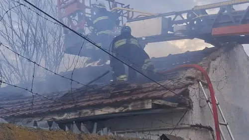 Eskişehir'de müstakil evde yangın paniği