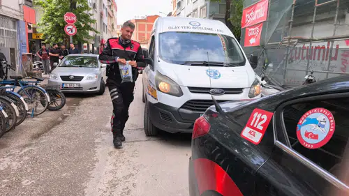 İnegöl sokaklarında polisten kaçan şüphelinin silahlı kovalamacası