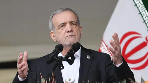 İran Cumhurbaşkanı Pezeşkiyan ekonomik savaş ilan etti