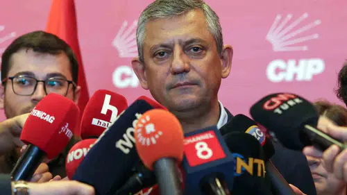 Özgür Özel'den CHP'de yeni dönem mesajı