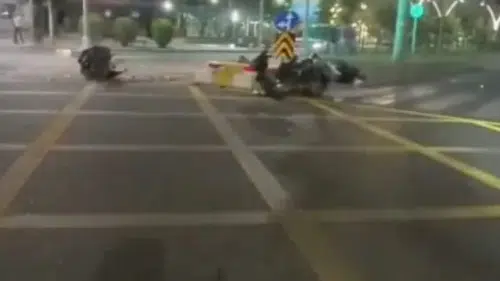 Batman’da motosiklet kazası kamerada