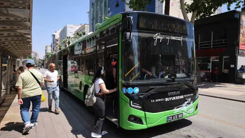 Denizli’de öğrencilere ulaşım desteği bütçeleri rahatlattı