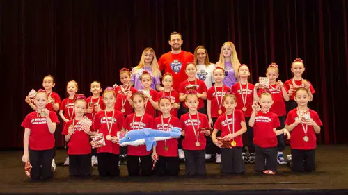İzmirli minik sporcular madalyaları topladı