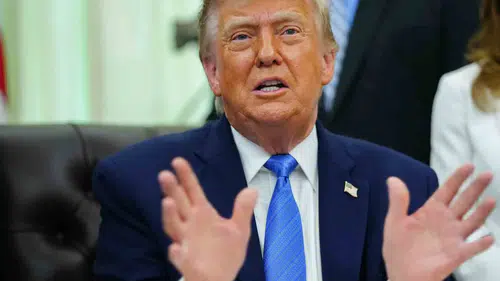 Trump Beyrut saldırısına karşı çıktı