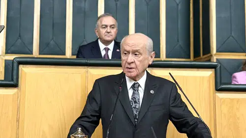 Bahçeli'den CHP'ye sert uyarı Temiz siyaset için arının