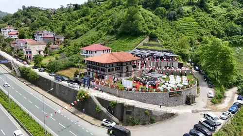 Trabzon’da 185 yıllık konak kapılarını müze olarak açtı