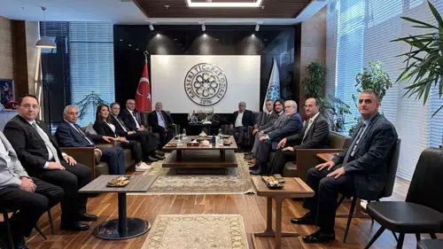 Ümit Özdağ Kayseri sanayicisiyle bir araya geldi