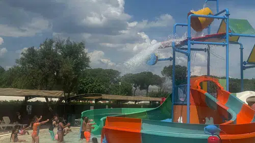 Efeler’de yaz eğlencesi başladı