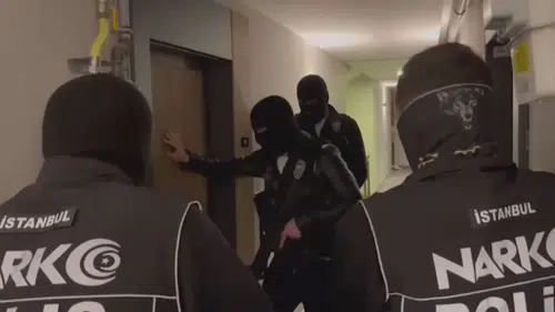 Fransa'nın aradığı uyuşturucu baronu Kağıthane'de yakayı ele verdi