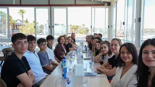 Didim’de öğrencilere sınav öncesi stres molası