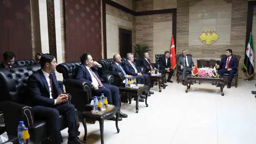Sağlık Bakanı Memişoğlu Şam’da iş birliği masasına oturdu