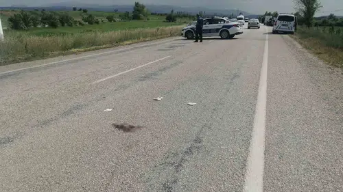Yalvaç yolunda ağır motosiklet kazası
