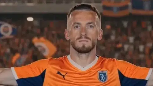Yuvaya dönüş vakti: Efsane olduğu Başakşehir ile yeniden anlaştı